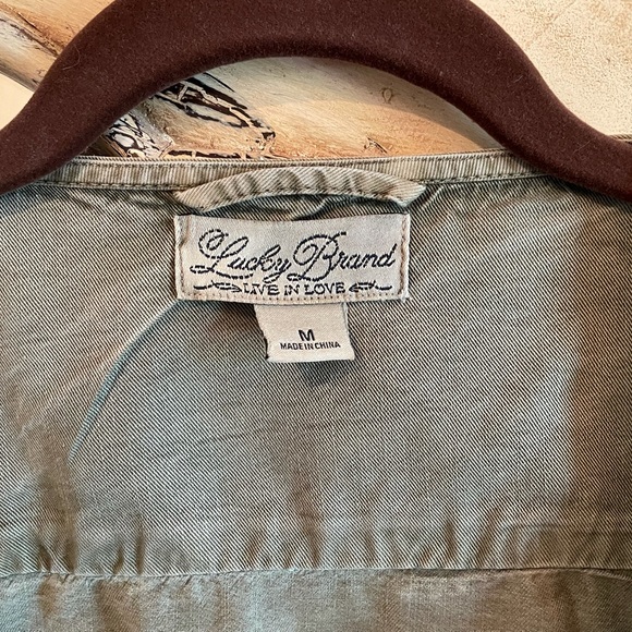 DONATED | Lucky Brand Collarless Trucker - Picture 3 of 6